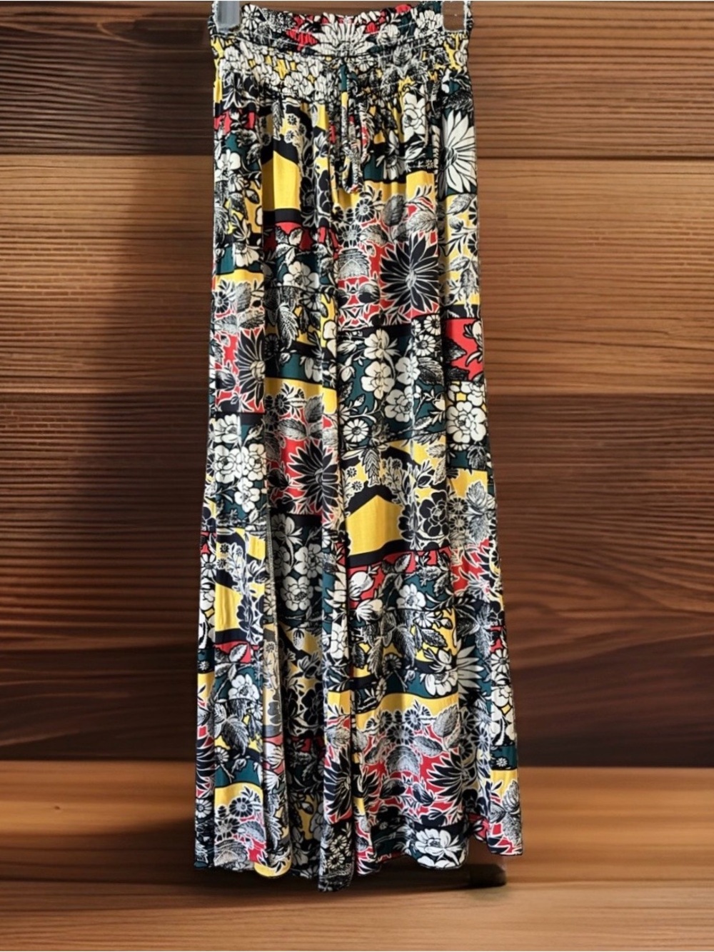 Andthewhy NWT Floral Wide Leg Pants with Slits